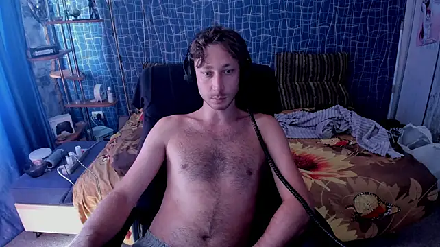 Webkamerová show CuteBoy228