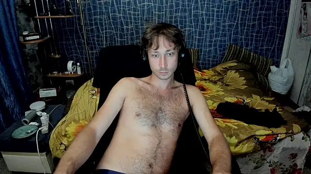 CuteBoy228's Webcam Show