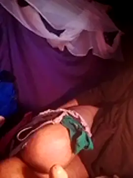 straightozgoesdwn Webcam-Show
