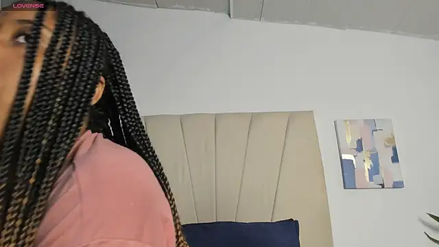 Sophia_EbonyのライブXXXチャット