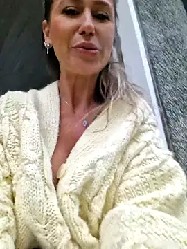 CelynaRoss – webcam-show