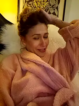 CelynaRoss' Webcam Show