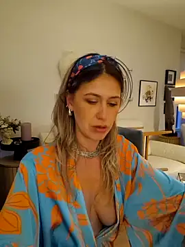 CelynaRoss 网络视讯表演