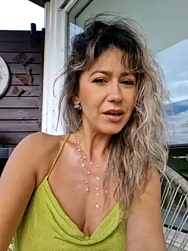 CelynaRoss' Webcam Show