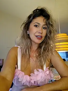 Show modela CelynaRoss na web-kameri