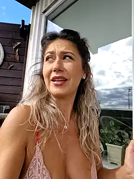 CelynaRoss webcam show