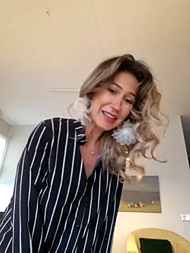 CelynaRoss Adlı Modelin Web Kamerası Şovu