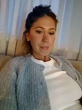 Show modela CelynaRoss na web-kameri