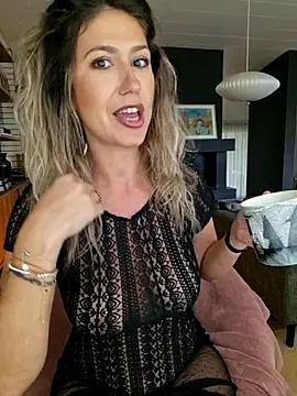 CelynaRoss 网络视讯表演