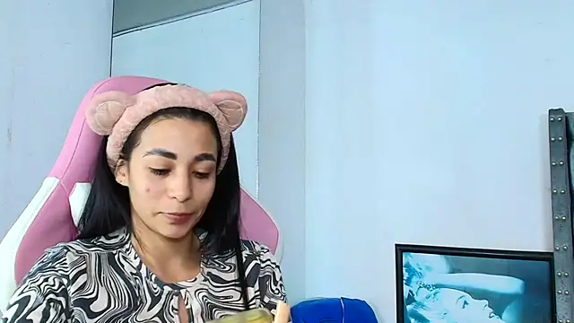 GraceWallace_: онлайн-секс-чат