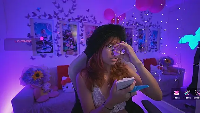 แชท XXX สดของ DahliaGrey