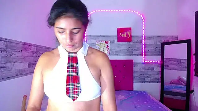 Pleassing_neighbour's Live XXX Chat