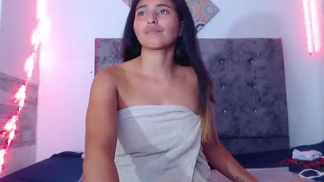 Chatroom XXX en direct de Pleassing_neighbour