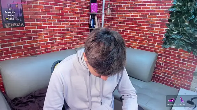 Thiago_Kozakn Webbikameraesitys