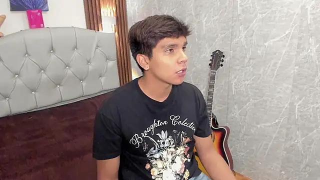 Thiago_Kozak Webcam Show