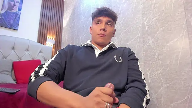 Thiago_Kozak Webcamshow