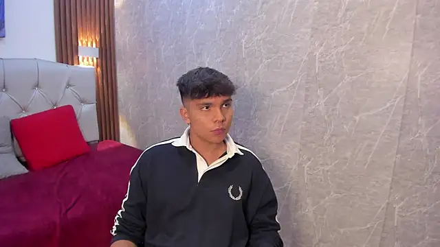 Thiago_Kozak Webcamshow