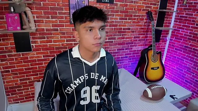 Thiago_Kozak Show Webcam