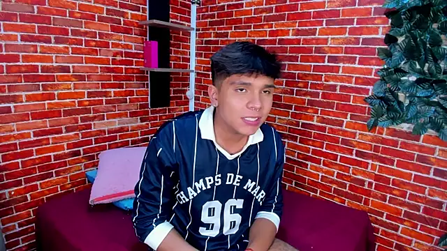 Thiago_Kozak 웹캠 쇼