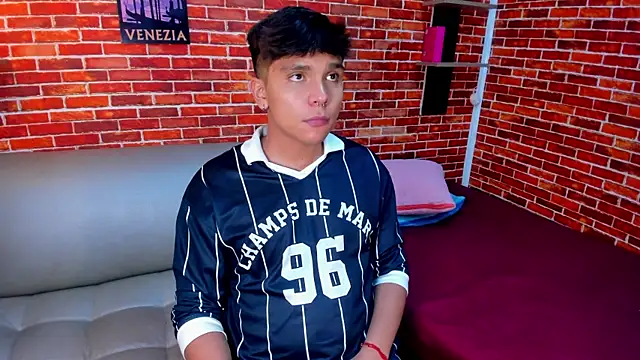 Thiago_Kozak Webcam show