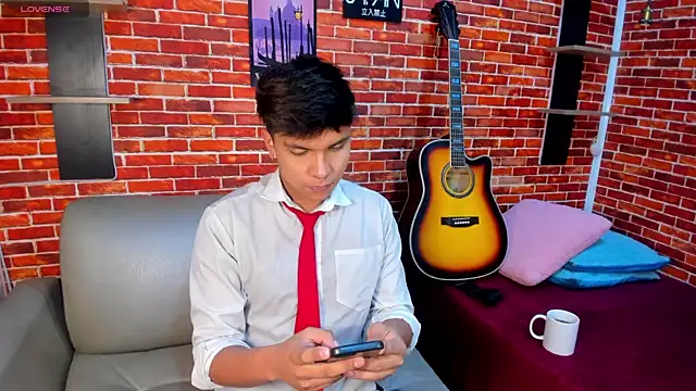 Thiago_Kozak Pertunjukan Webcam
