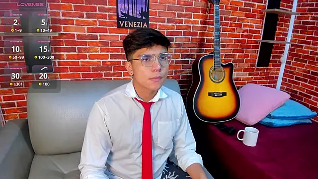 Thiago_Kozak Pertunjukan Webcam