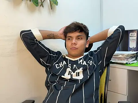 Thiago_Kozak Adlı Modelin Web Kamerası Şovu