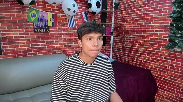 Thiago_Kozak 在線直播表演