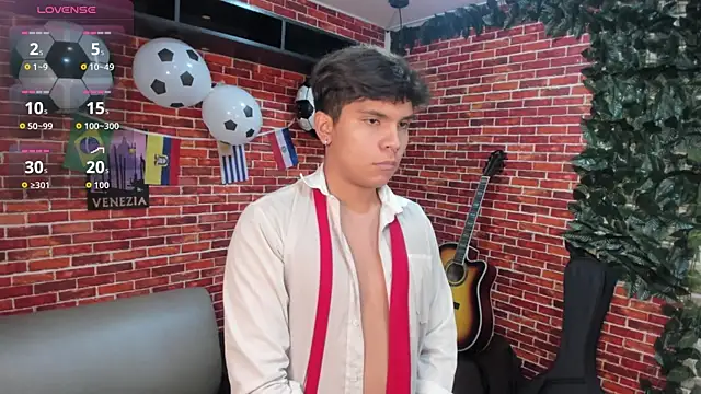 Thiago_Kozak Pertunjukan Webcam