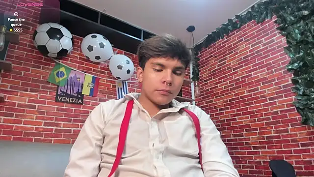 Thiago_Kozak Pertunjukan Webcam