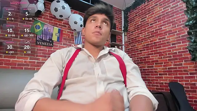 Show modela Thiago_Kozak na web-kameri