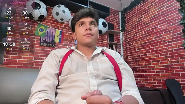 Show modela Thiago_Kozak na web-kameri