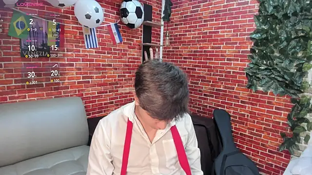 عرض كام Thiago_Kozak
