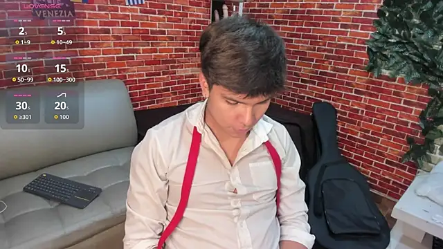 Thiago_Kozak Pertunjukan Webcam
