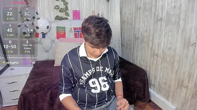 عرض كام Thiago_Kozak