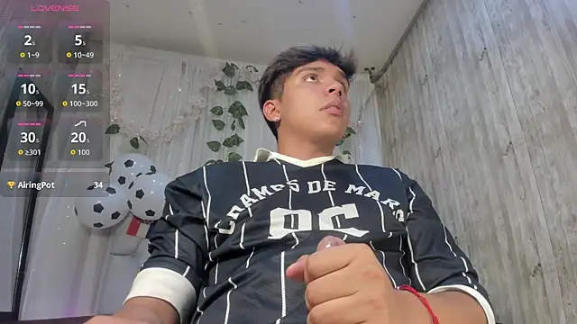 Thiago_Kozak Webcam show