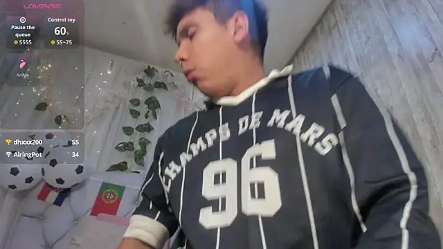 Thiago_Kozak Pertunjukan Webcam