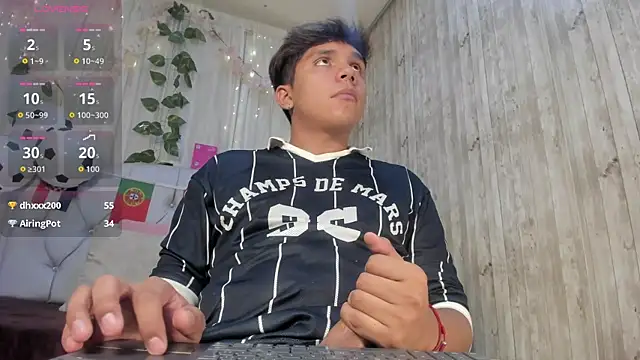 Show de Thiago_Kozak na webcam