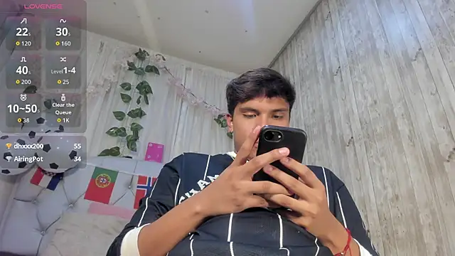 Thiago_Kozak Pertunjukan Webcam