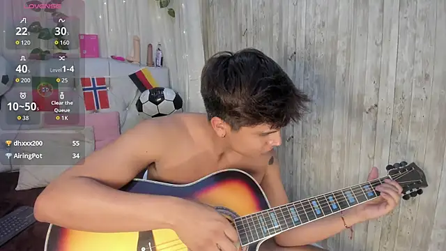 Show modela Thiago_Kozak na web-kameri