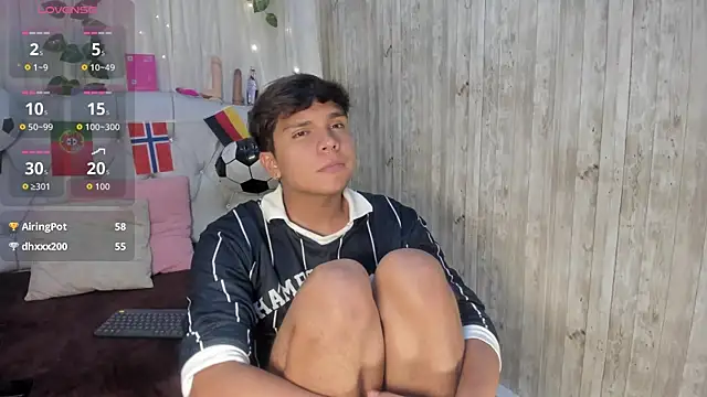 Thiago_Kozak Pertunjukan Webcam