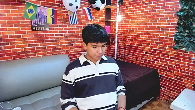 Thiago_Kozak Webcam-Show