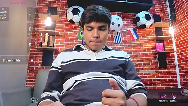 Thiago_Kozakn Webbikameraesitys