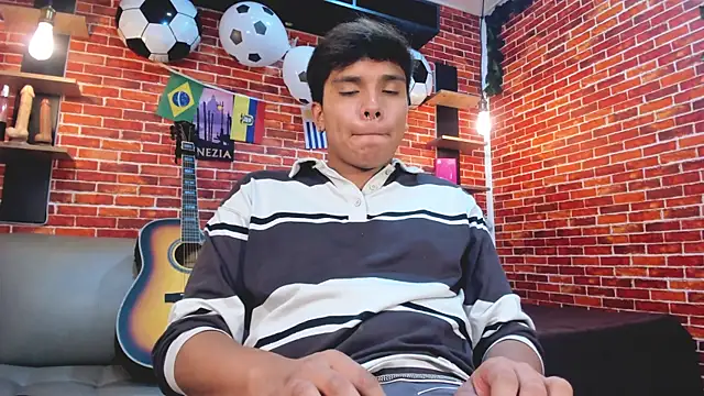 Thiago_Kozak Webcam show