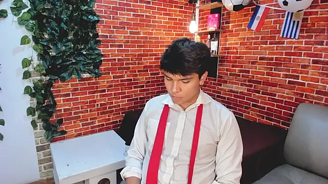 Pokazy przed kamerką – Thiago_Kozak