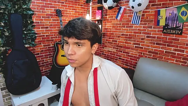Thiago_Kozakn Webbikameraesitys