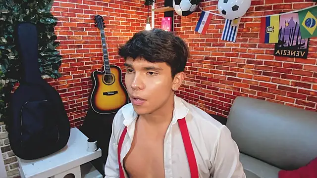 Thiago_Kozak Webcam Show