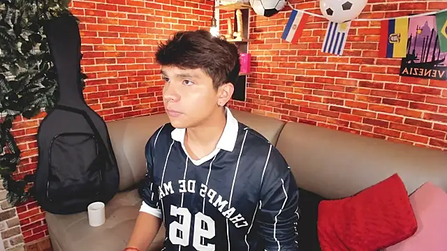 Thiago_Kozakn Webbikameraesitys