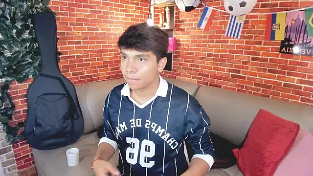 Thiago_Kozak Webcamshow