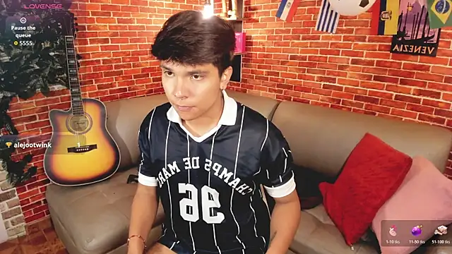 Show de Thiago_Kozak na webcam